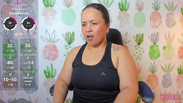 linda rios  online show from 10/30/25, 07:22