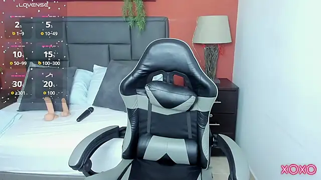 linda rios  online show from 12/22/25, 03:06