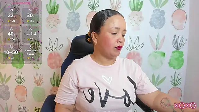 linda rios  online show from 10/23/25, 07:23