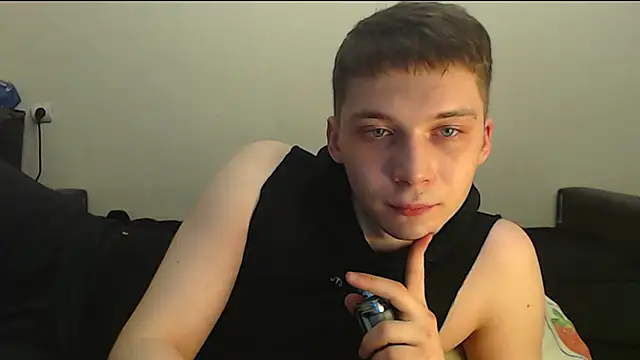 Snapshot of __sugarrebit chatting on 01/23/25, 09:18   sugarrebit online show from 01/23/25, 09:18