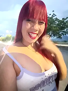 KathaDanger online show from 11/23/25, 10:42