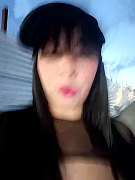 Snapshot of KathaDanger chatting on 10/01/25, 10:57 KathaDanger online show from 10/01/25, 10:57