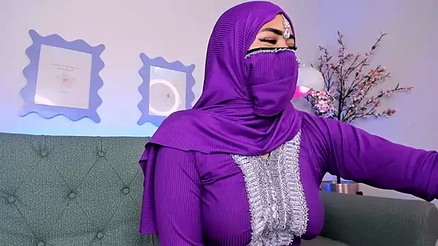 jazmin anbar online show from 03/21/25, 08:08