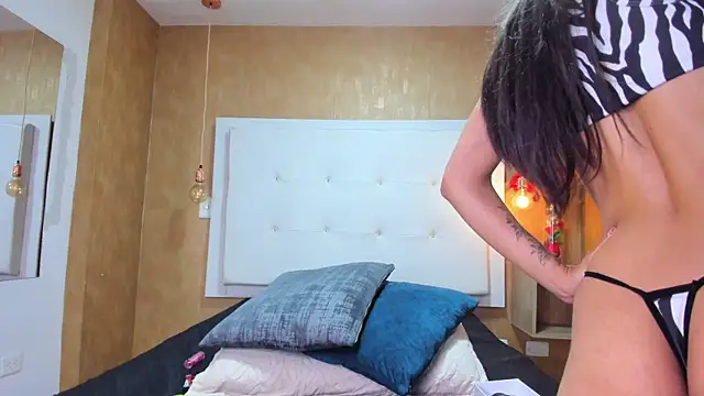 Milaspetite online show from 03/27/26, 08:10