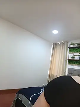 sasi luna online show from 03/28/26, 02:40