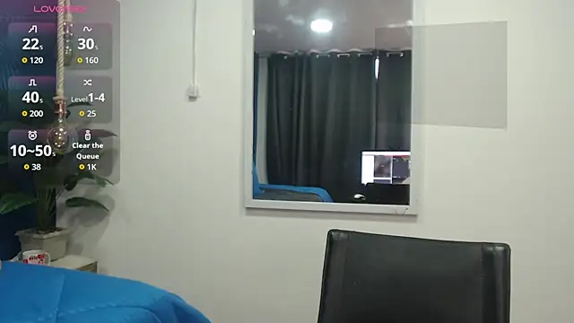 Snapshot of sasi_luna chatting on 09/29/25, 01:50 sasi luna online show from 09/29/25, 01:50