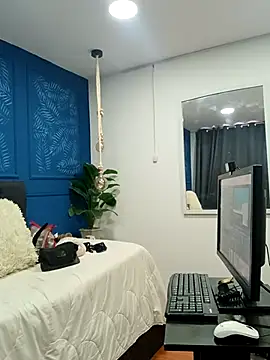 Snapshot of sasi_luna chatting on 10/11/25, 02:07 sasi luna online show from 10/11/25, 02:07