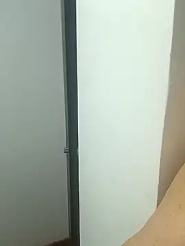 Snapshot of sasi_luna chatting on 10/17/25, 02:19 sasi luna online show from 10/17/25, 02:19