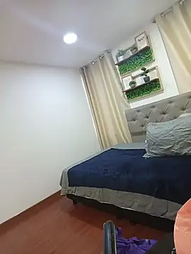 sasi luna online show from 04/15/26, 01:26