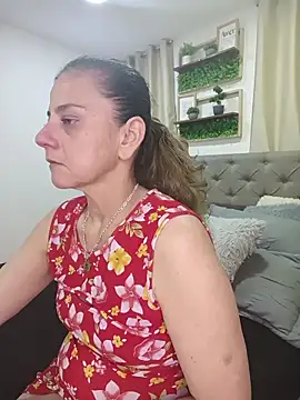 sasi luna online show from 02/15/26, 04:35