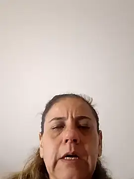 sasi luna online show from 01/18/26, 02:42