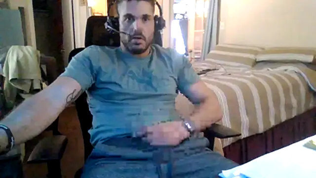 Strokeking4u online show from 03/19/26, 04:07