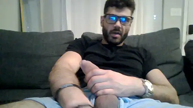 Snapshot of Strokeking4u chatting on 02/10/26, 07:51 Strokeking4u online show from 02/10/26, 07:51