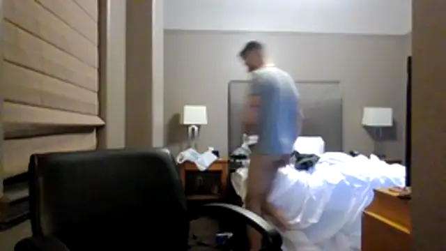 Snapshot of Strokeking4u chatting on 02/17/26, 04:32 Strokeking4u online show from 02/17/26, 04:32