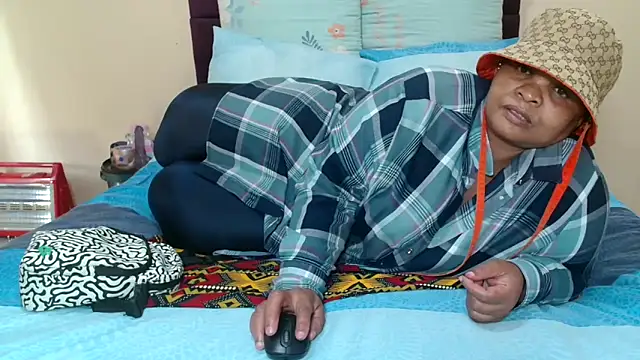 Bbw255 online show from 12/04/25, 12:48