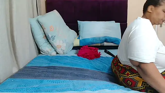 Snapshot of Bbw255 chatting on 05/22/26, 08:56 Bbw255 online show from 05/22/26, 08:56