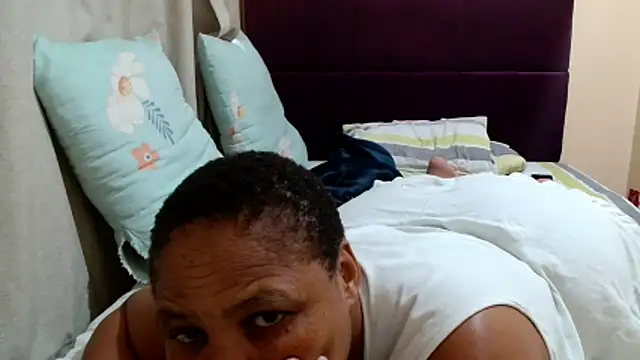 Snapshot of Bbw255 chatting on 04/13/26, 07:34 Bbw255 online show from 04/13/26, 07:34