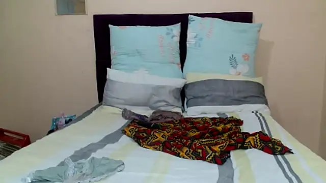 Bbw255 online show from 12/18/25, 10:08