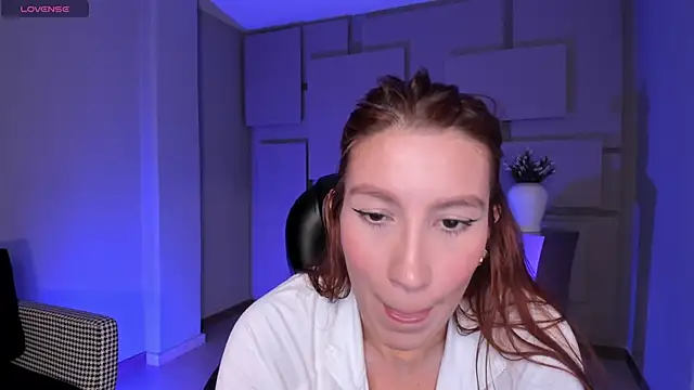 MiaFarrell  online show from 10/21/25, 06:07