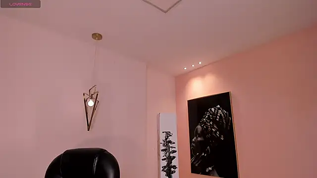 MiaFarrell  online show from 11/14/25, 06:55