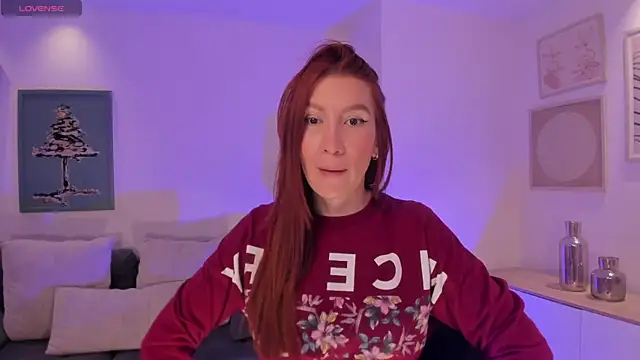 MiaFarrell  online show from 10/05/25, 11:23