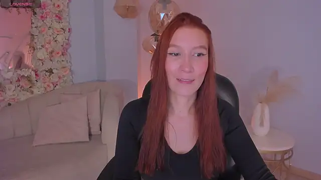 Snapshot of MiaFarrell_ chatting on 05/11/26, 05:21 MiaFarrell online show from 05/11/26, 05:21