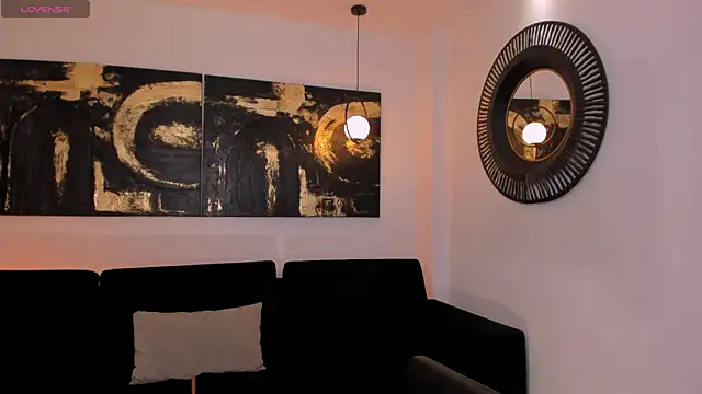 MiaFarrell  online show from 04/04/26, 05:08