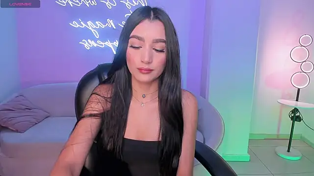 BellaCarteer  online show from 12/17/25, 12:54