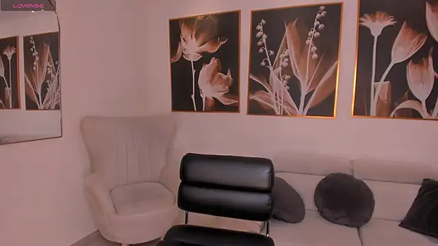 BellaCarteer  online show from 03/29/26, 06:31