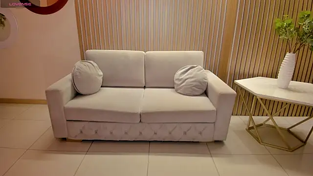 BellaCarteer  online show from 05/19/26, 07:43