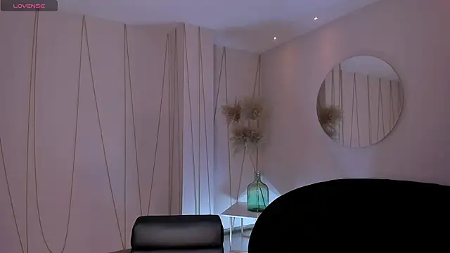 BellaCarteer  online show from 04/16/26, 07:47