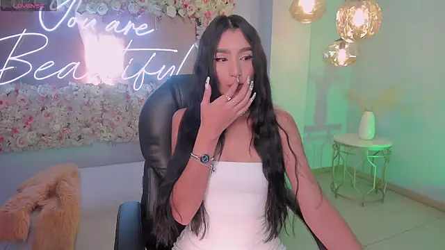 BellaCarteer  online show from 12/02/25, 12:18