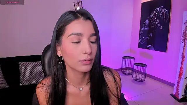 BellaCarteer  online show from 11/13/25, 01:04