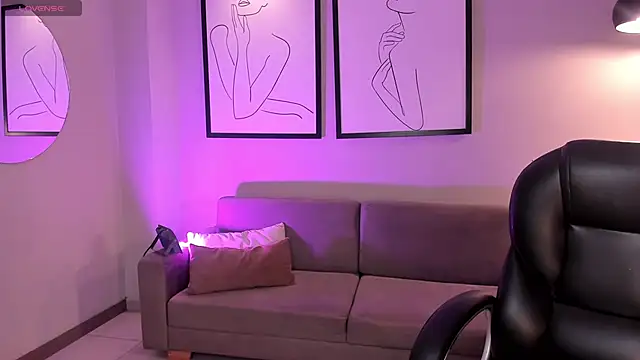 BellaCarteer  online show from 11/05/25, 01:03