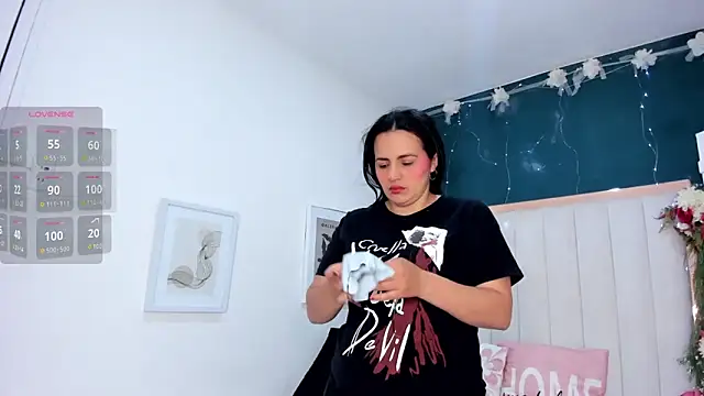 africa holmes online show from 11/23/25, 02:10