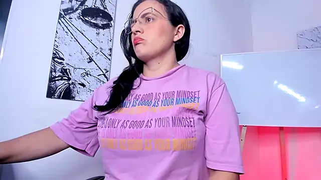 africa holmes online show from 04/30/26, 02:18