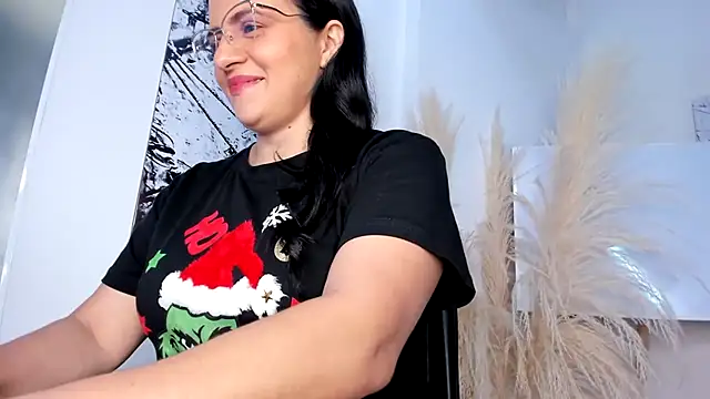 africa holmes online show from 12/20/25, 02:25