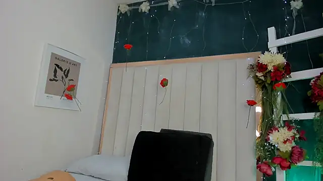 africa holmes online show from 05/07/26, 02:27