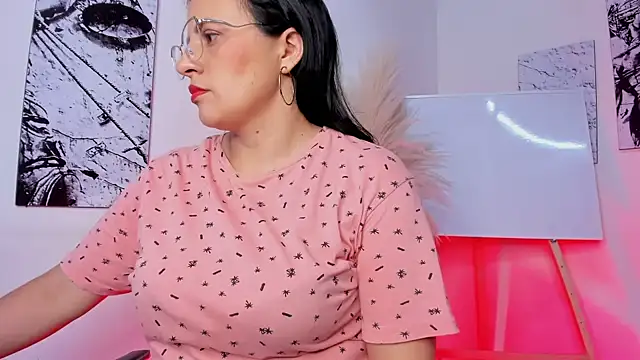 africa holmes online show from 03/25/26, 02:12