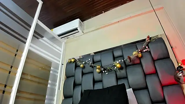 africa holmes online show from 03/28/26, 02:23