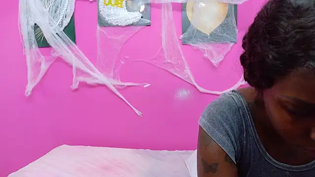 kinkyandsavage online show from 10/27/25, 07:37