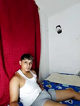 Boy romeooo online show from 12/13/24, 09:20