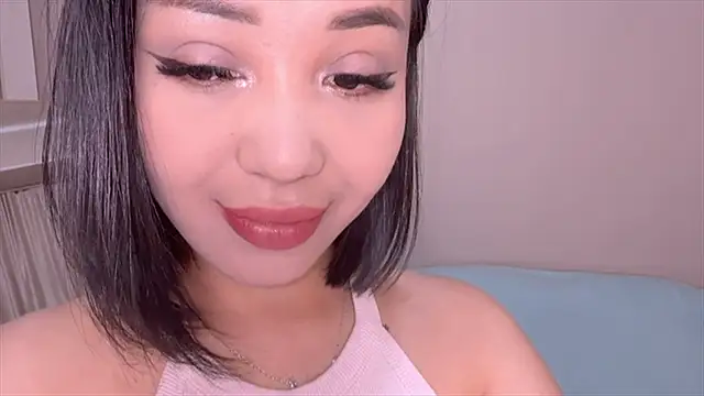 Snapshot of PurrrfectMiko chatting on 06/19/26, 04:35 PurrrfectMiko online show from 06/19/26, 04:35