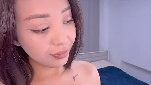 PurrrfectMiko online show from 04/05/26, 09:21