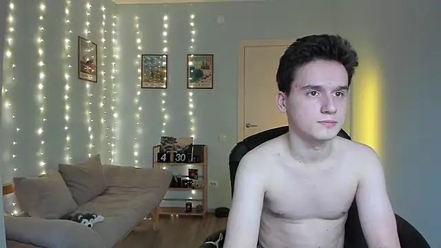 Snapshot of Scooby_k chatting on 12/29/24, 11:29 Scooby k online show from 12/29/24, 11:29