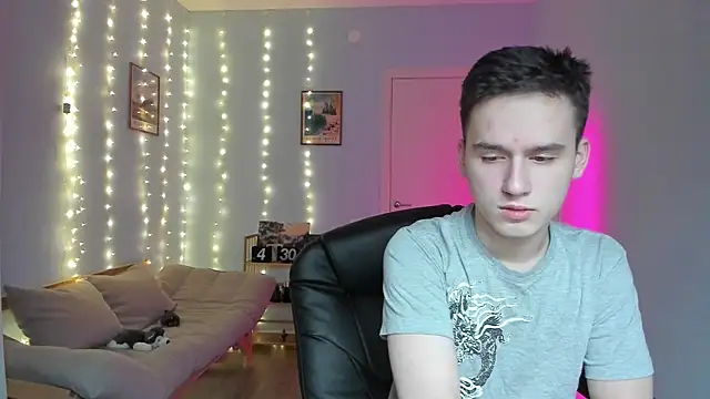 Snapshot of Scooby_k chatting on 01/10/25, 05:47 Scooby k online show from 01/10/25, 05:47