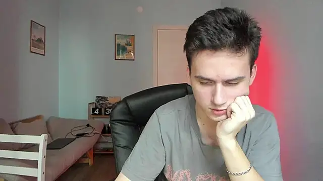 Snapshot of Scooby_k chatting on 01/31/25, 08:32 Scooby k online show from 01/31/25, 08:32