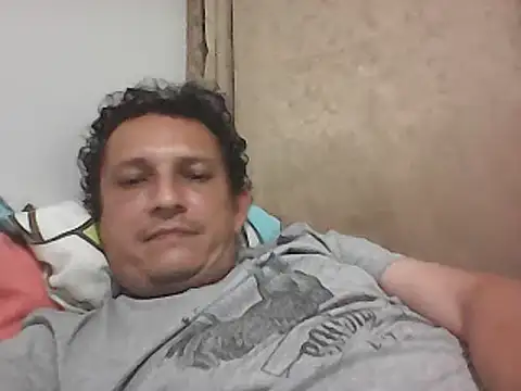 Bombi22 online show from 10/10/25, 04:13