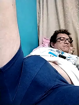 Bombi22 online show from 02/16/25, 06:54