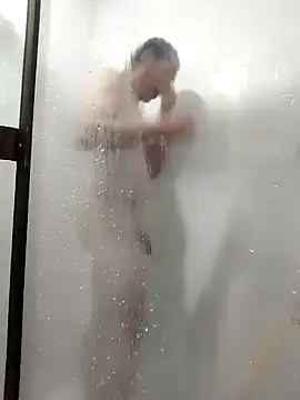 Bombi22 online show from 10/19/25, 06:32